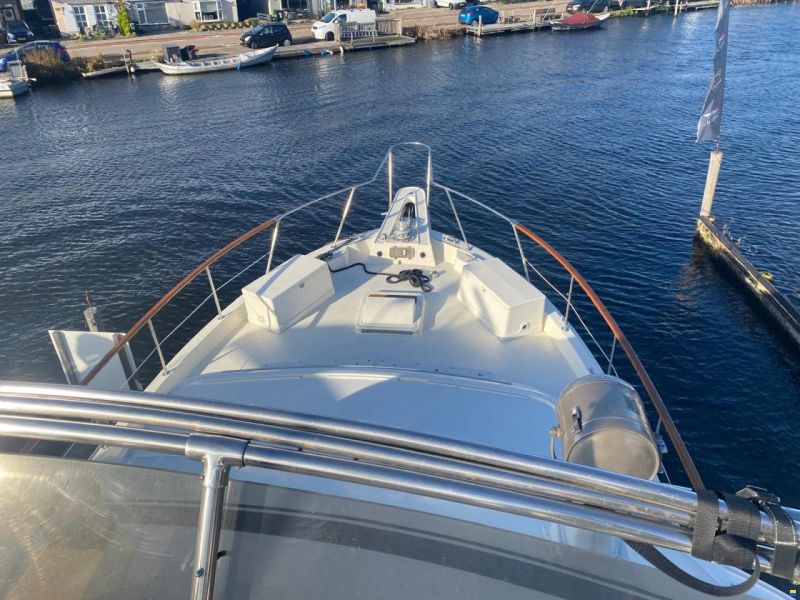 Hatteras 70 Fly ( Varend Woonschip )