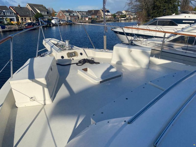 Hatteras 70 Fly ( Varend Woonschip )