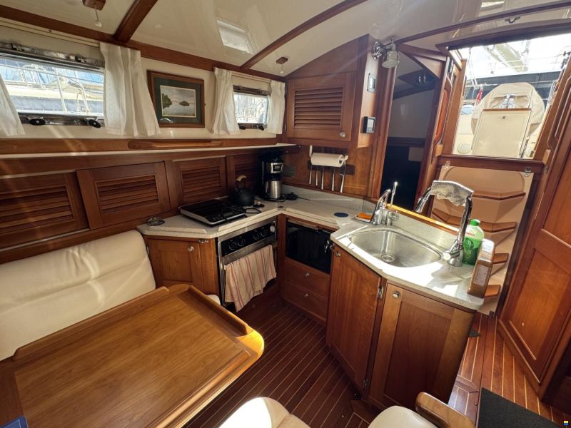 Gozzard Yachts 36E