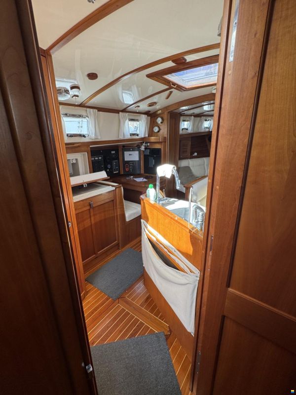 Gozzard Yachts 36E