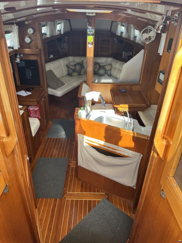 Gozzard Yachts 36E
