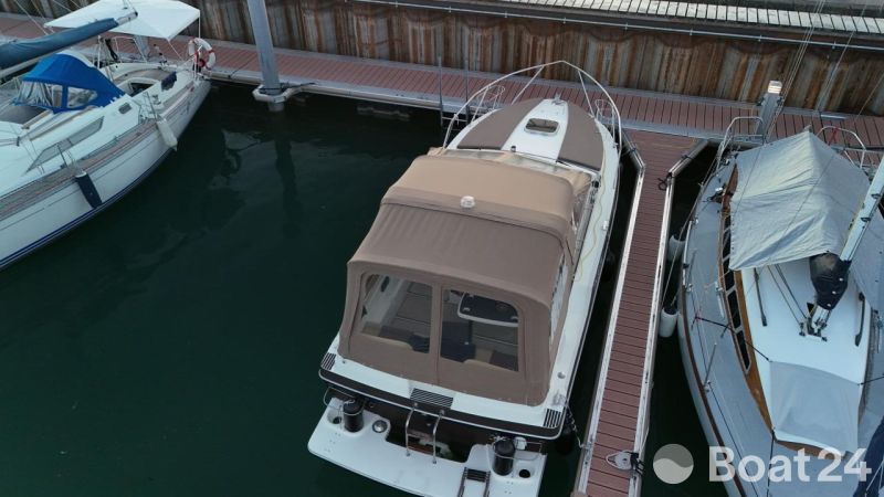Fairline Carrera 24