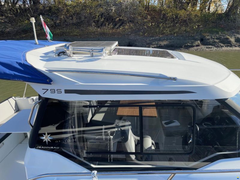 Jeanneau Merry Fisher 795