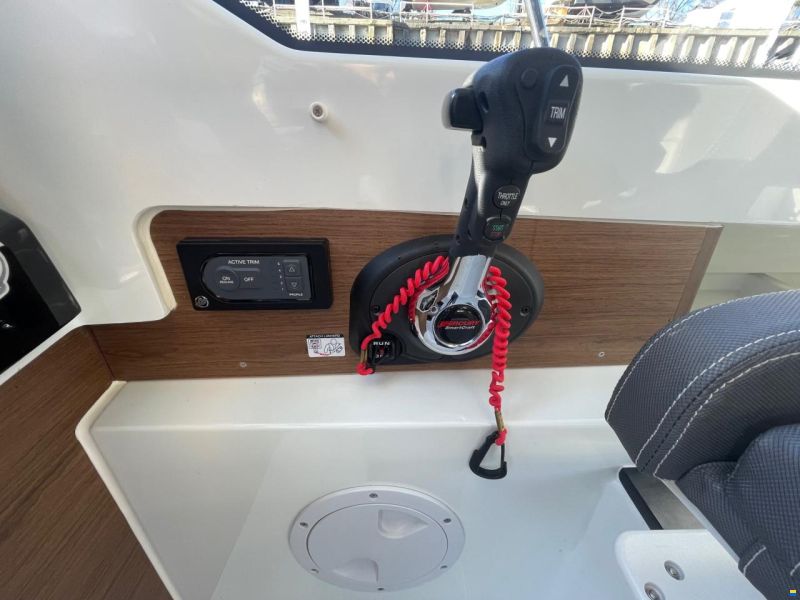 Jeanneau Merry Fisher 795