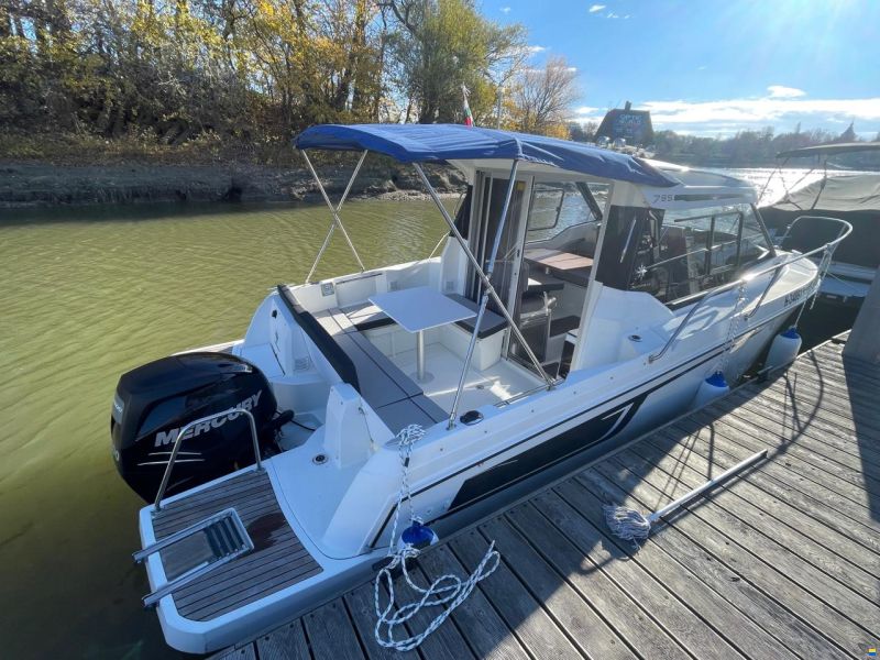 Jeanneau Merry Fisher 795