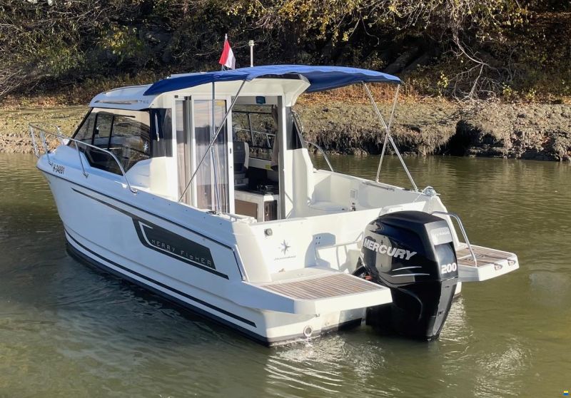 Jeanneau Merry Fisher 795