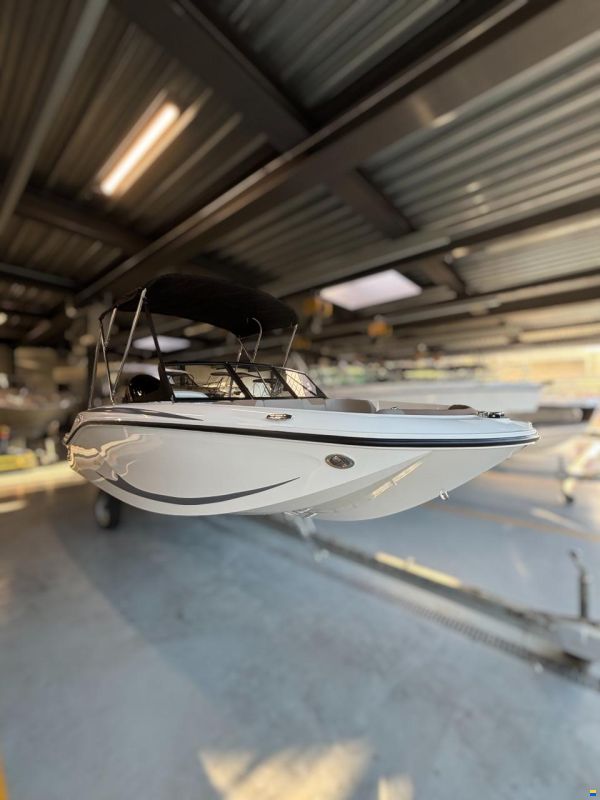 Quicksilver 525 Axess