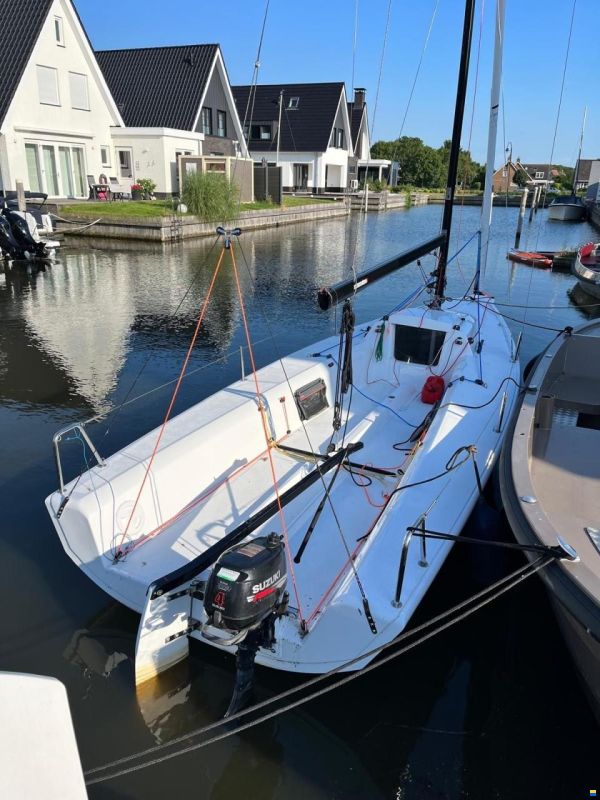MX 700