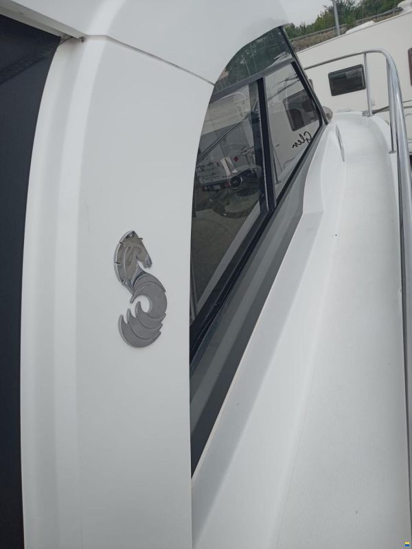 Beneteau Antares 8
