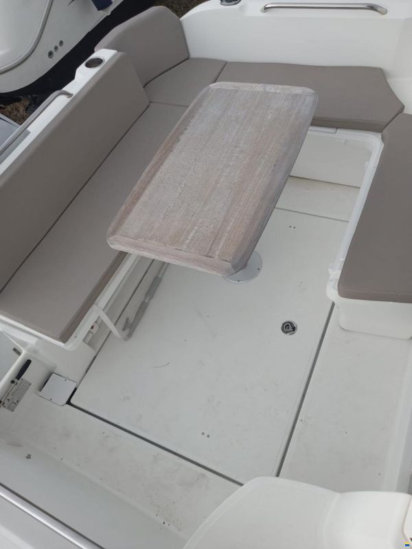 Beneteau Antares 8