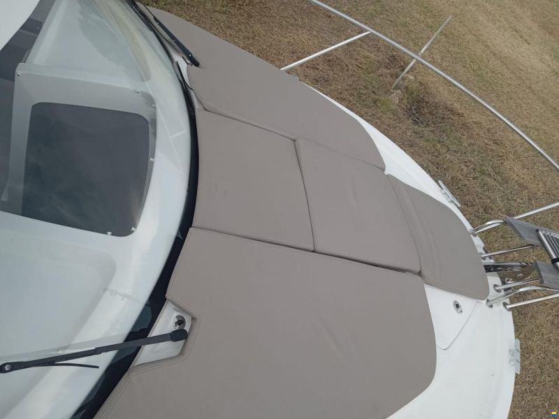 Beneteau Antares 8
