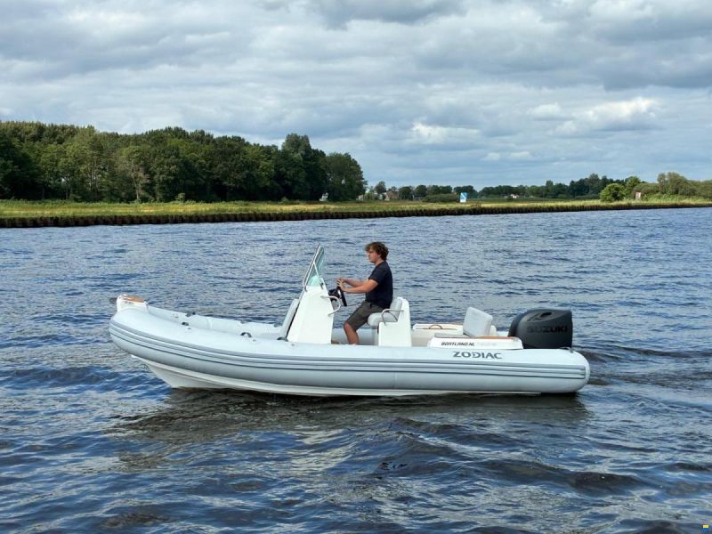 Zodiac Medline 5.8 RIB