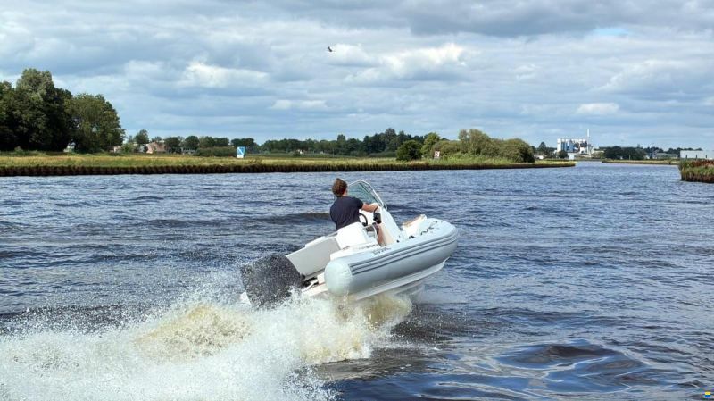 Zodiac Medline 5.8 RIB