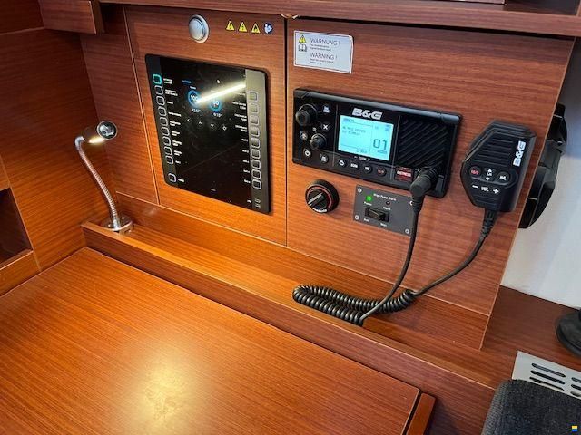 Hanse 388