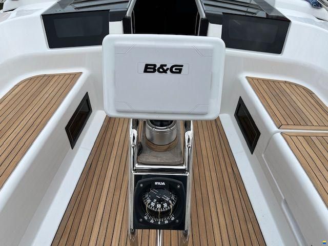 Hanse 388