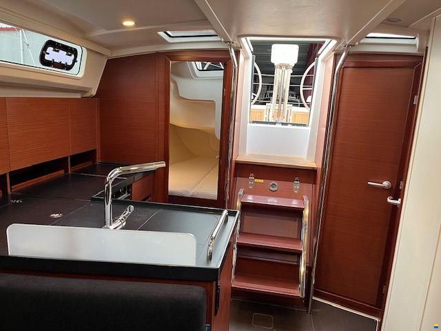 Hanse 388