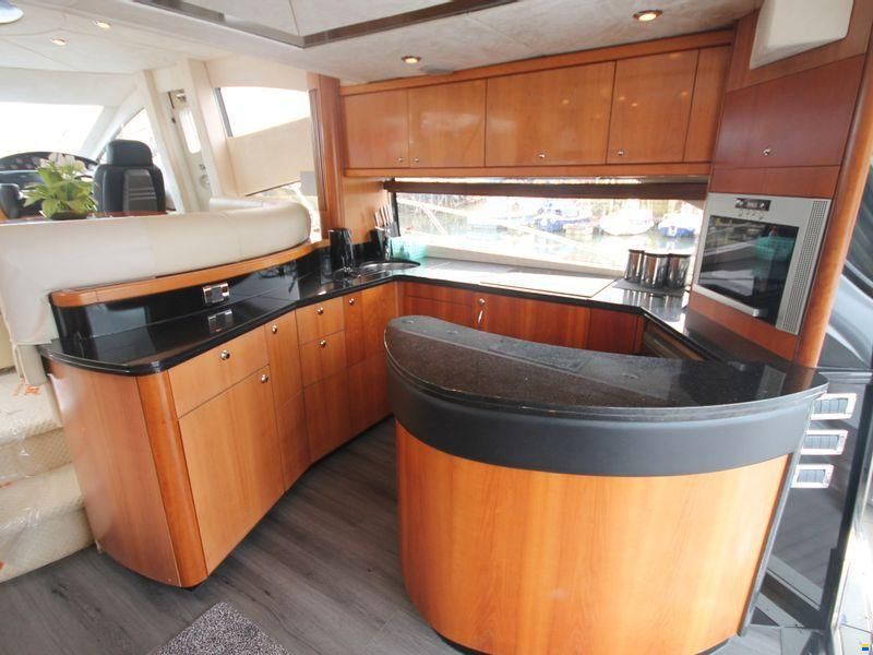 Sunseeker Manhattan 66