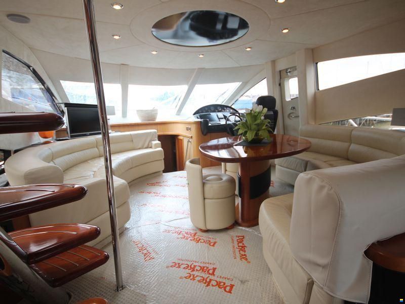 Sunseeker Manhattan 66