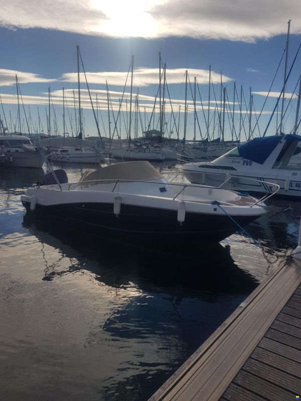 Jeanneau Cap camarat 755 WA