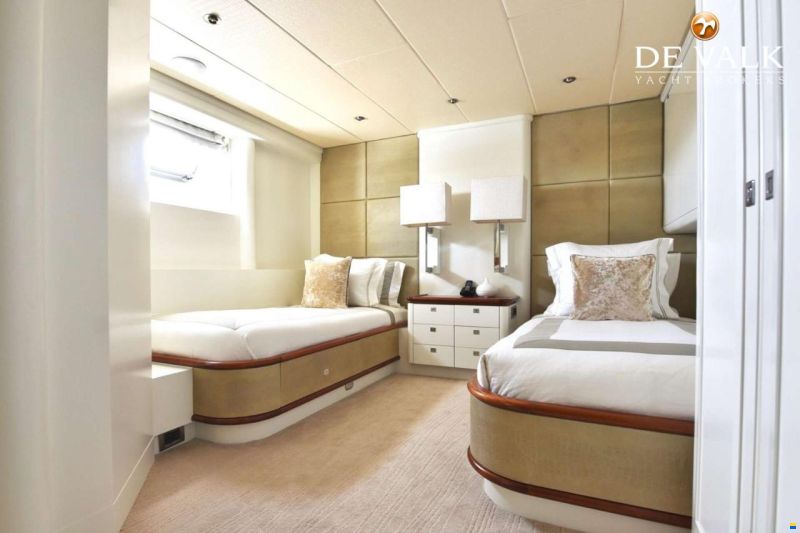 Heesen 42 M