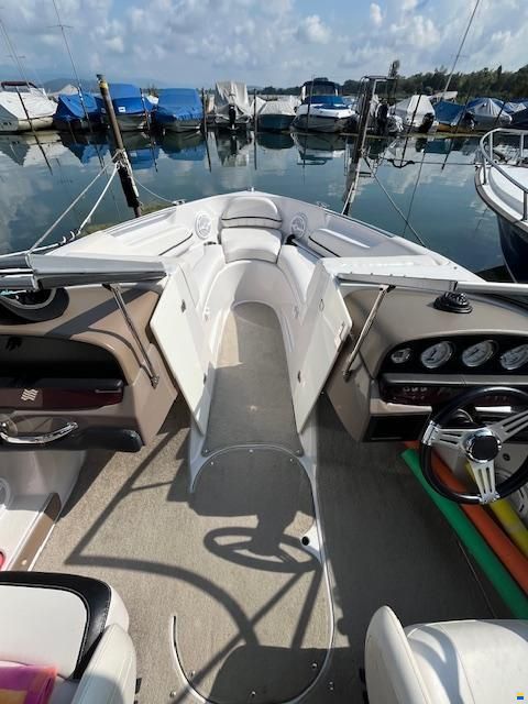 Four Winns HORIZON 200