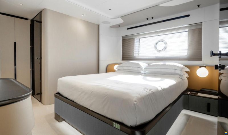 Azimut Grande 38 Trideck