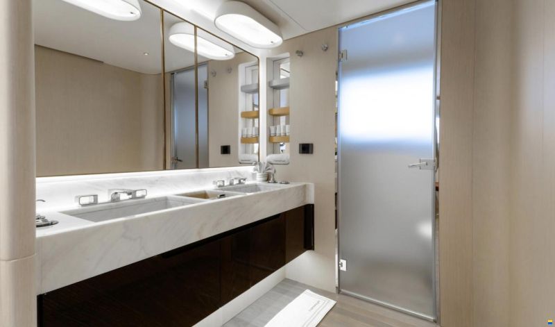 Azimut Grande 38 Trideck