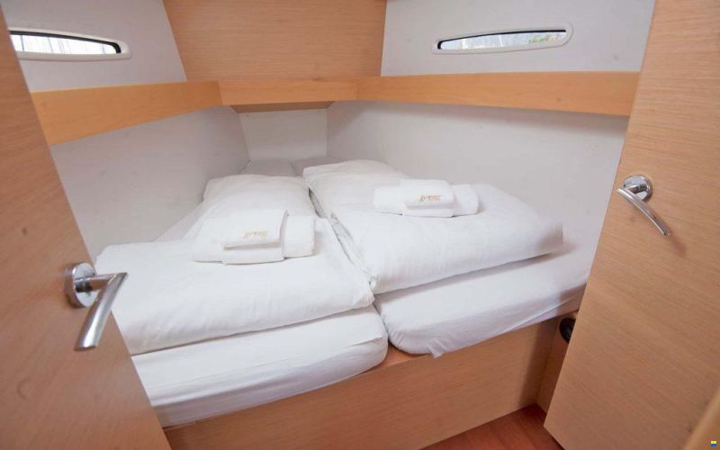 Beneteau First 35