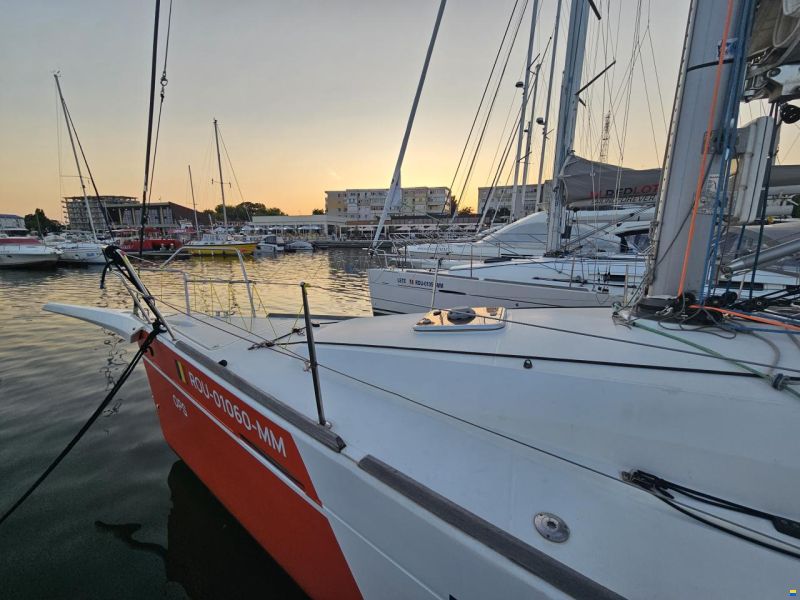 Beneteau First 35