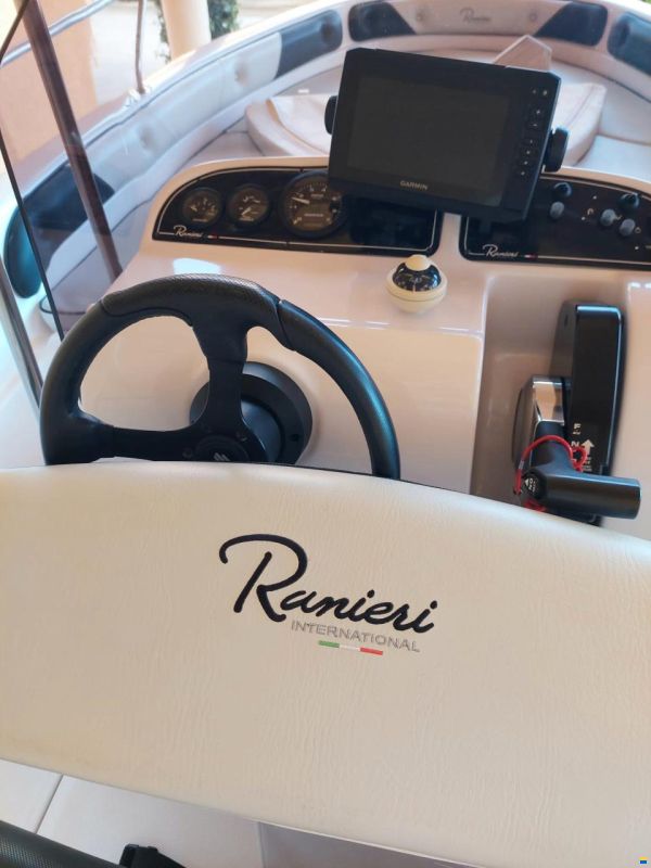Ranieri Voyager 17