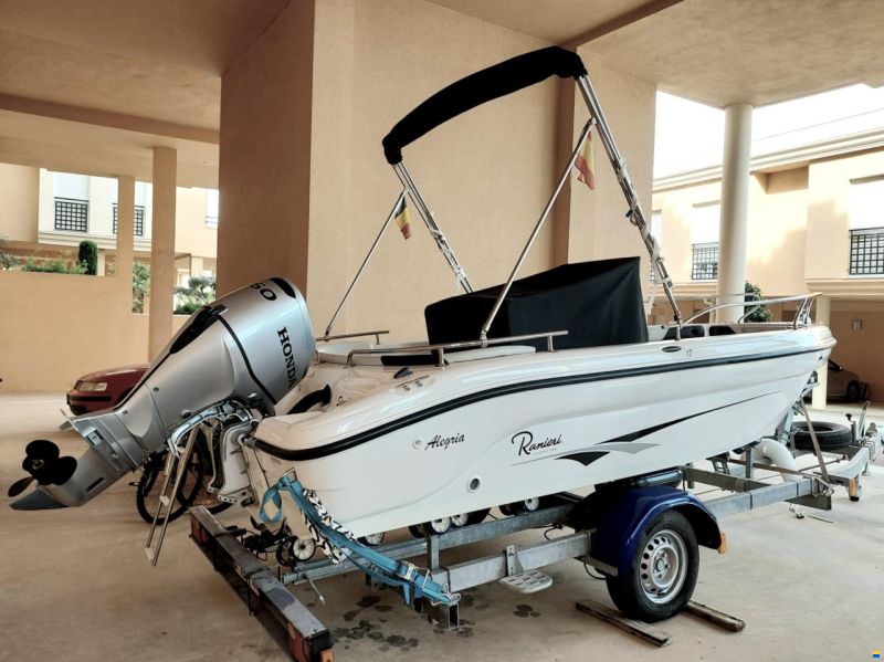 Ranieri Voyager 17
