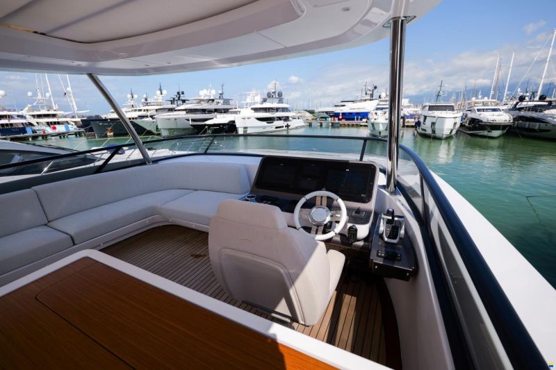 Azimut 26 Grande