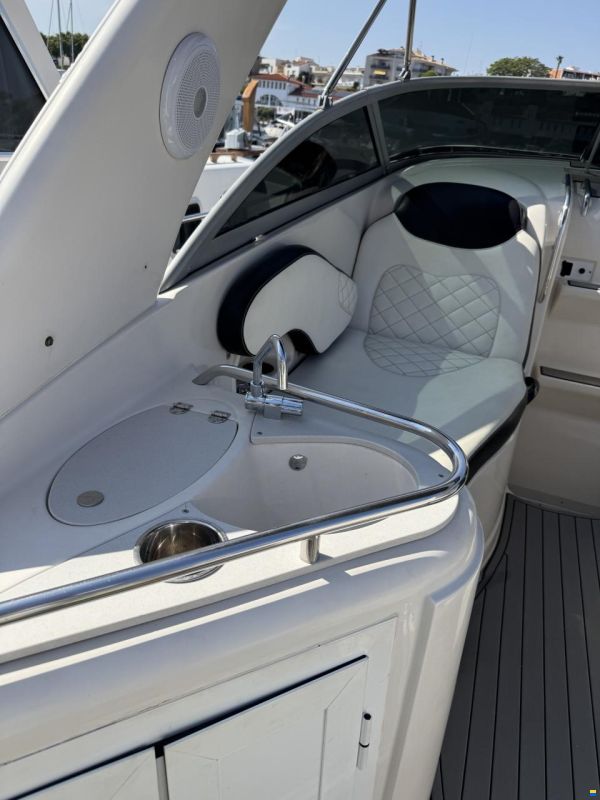Monterey 270