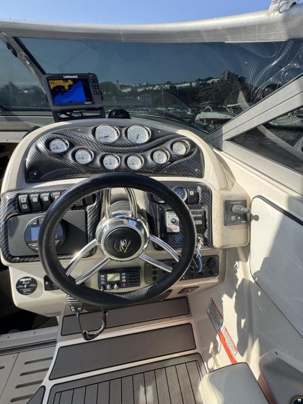 Monterey 270