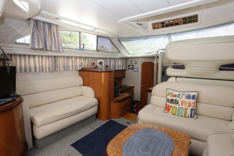 Sealine 360 Statesman