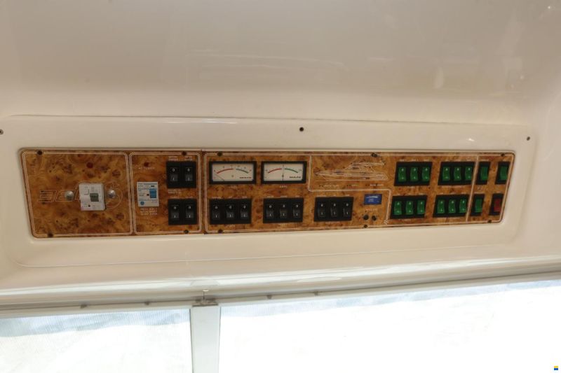 Sealine 360 Statesman
