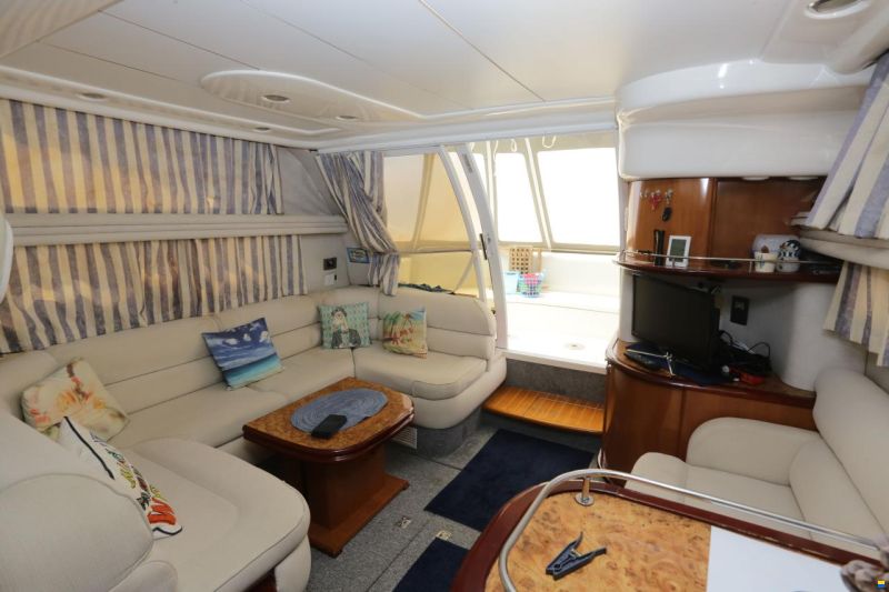 Sealine 360 Statesman