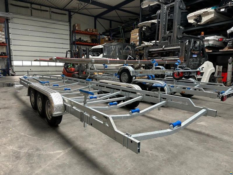 Vlemmix Stallingstrailer Vlemmix 10 m 3×1800 kg