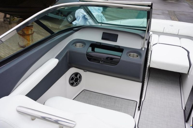 Regal LS 4 BOWRIDER