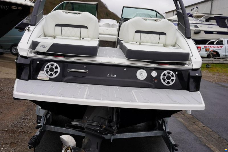 Regal LS 4 BOWRIDER
