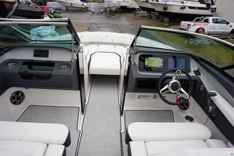 Regal LS 4 BOWRIDER