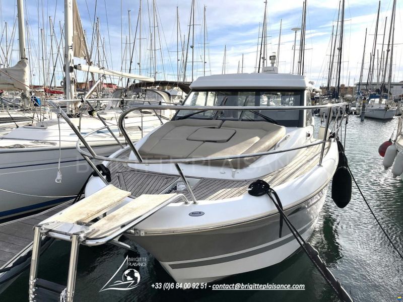 Jeanneau NC 9