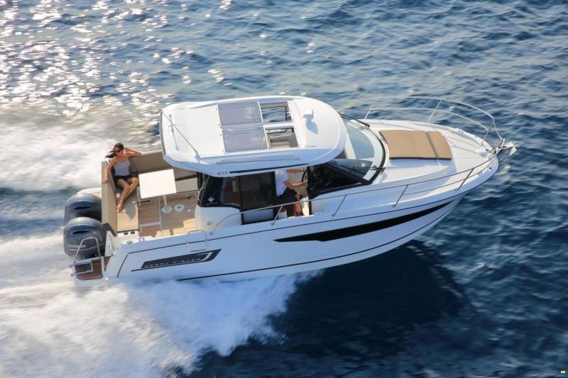 Jeanneau 895 Merry Fisher Cruiser