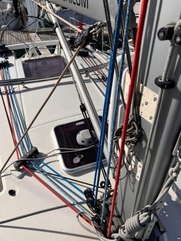 Beneteau First 35