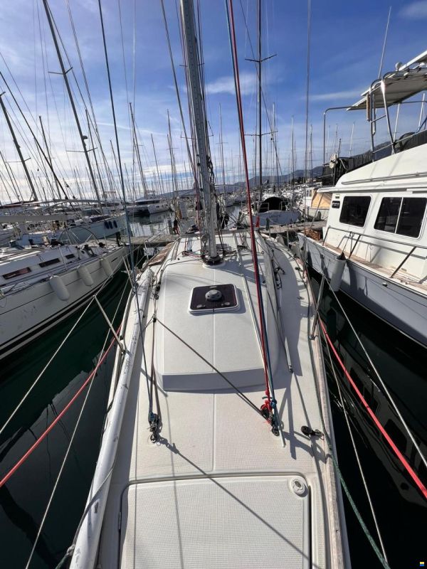Beneteau First 35