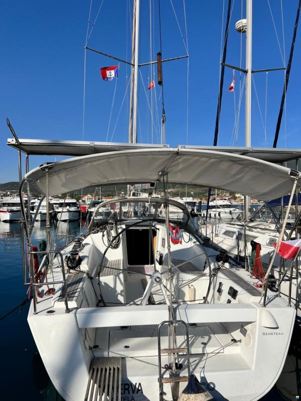 Beneteau First 35