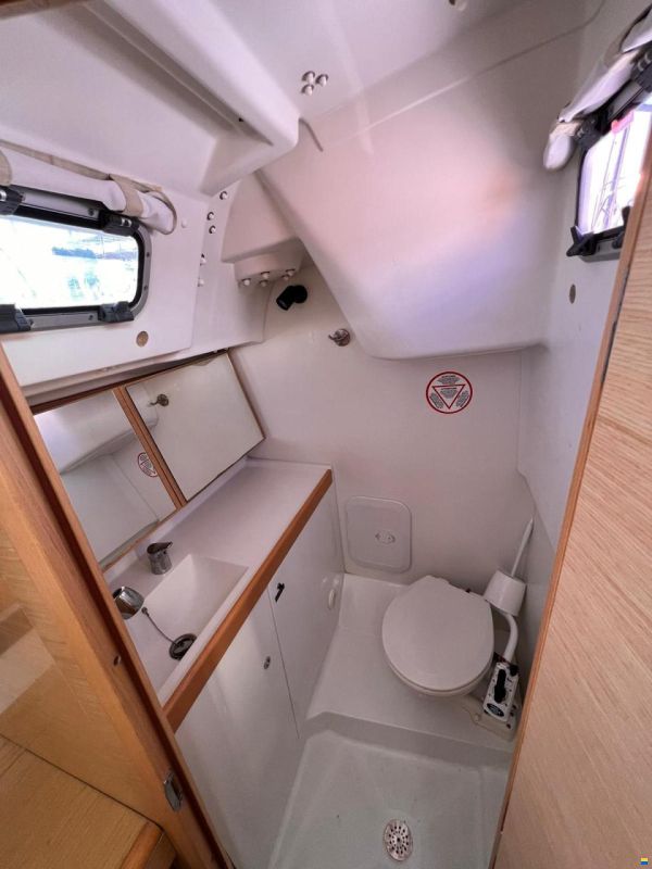 Beneteau First 35