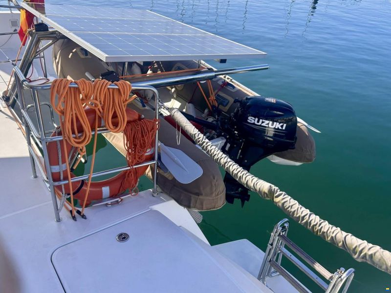 Lagoon 39