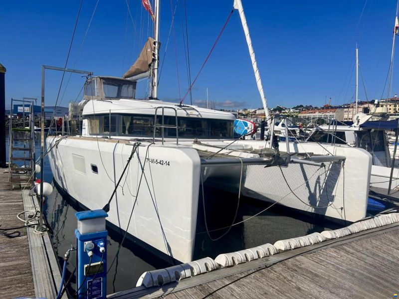 Lagoon 39
