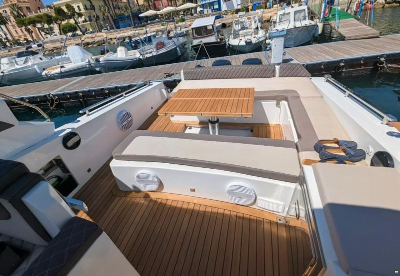 CML Yacht Poseidon 3.0